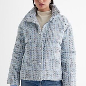 New with tags size medium color is light blue tweed